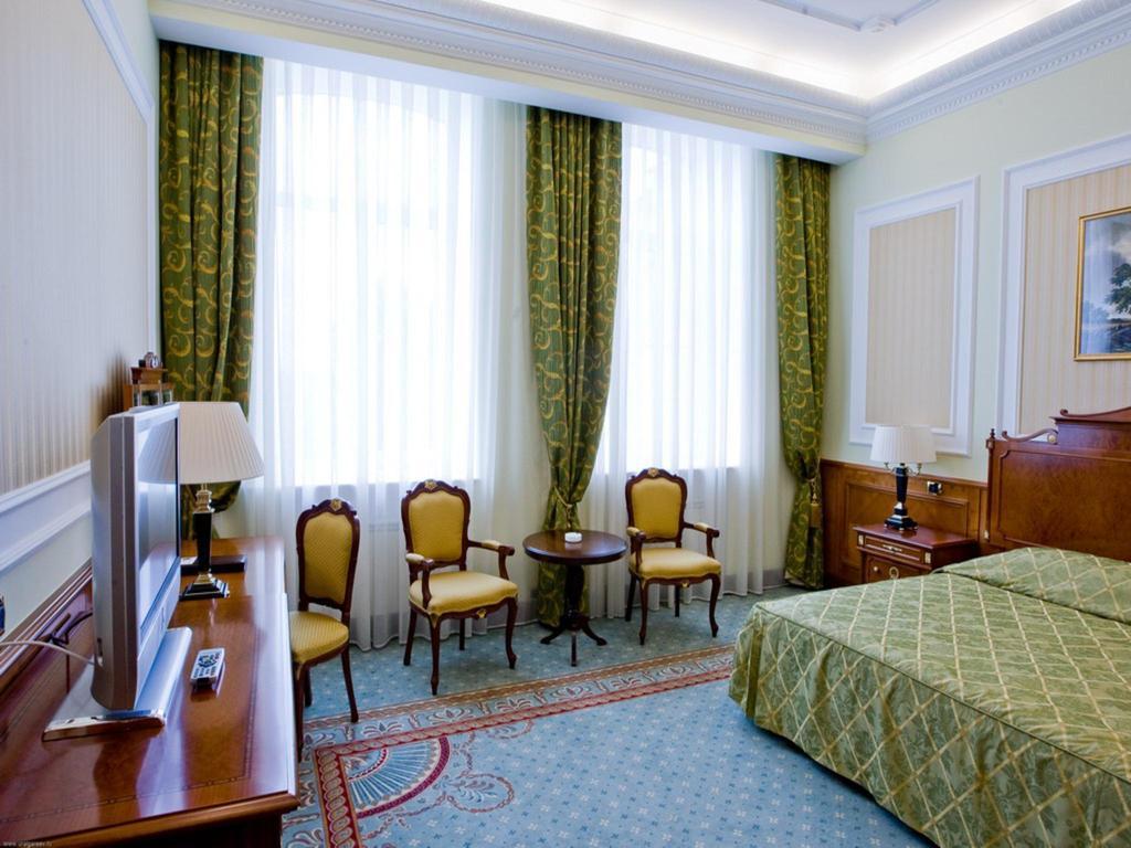 Parus Hotel Khabarovsk Chambre photo